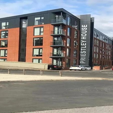 Great Studio Apartments - Netflix, Wifi, Digital Tv Sheffield Luaran gambar